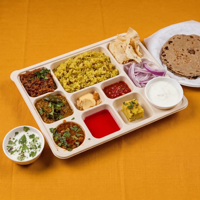 Kathiyawadi Thali.