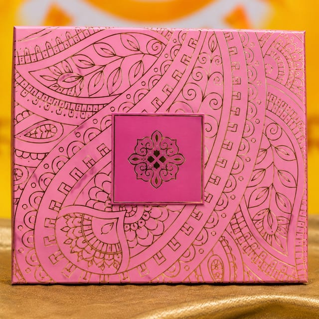 Premium Pink Sweet Box.