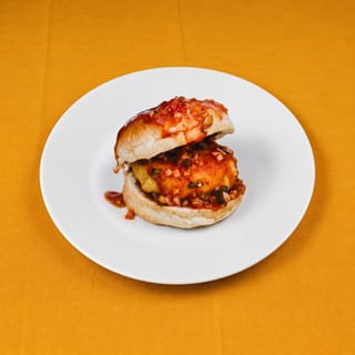 Schezwan Vada Pav