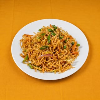 Vegetable Hakka Noodles