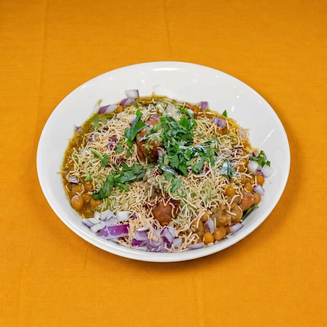 Hot Samosa Chaat.