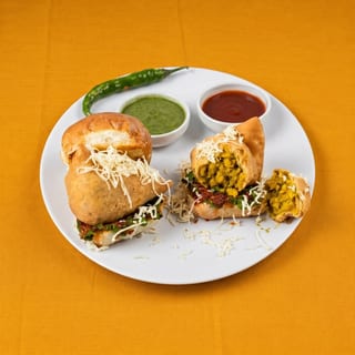 Cheese Samosa Pav