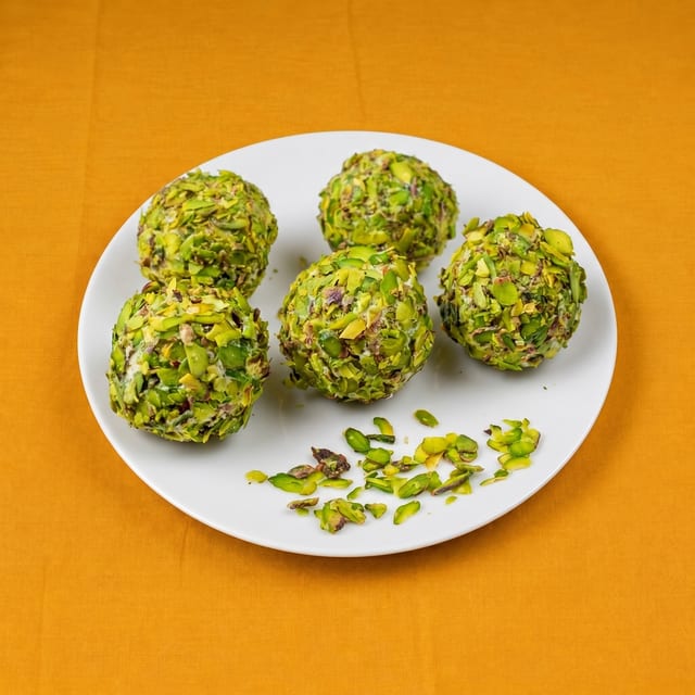 Pista Laddu.
