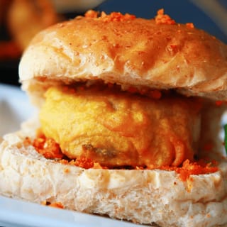 Masala Vada Pav (2 C)